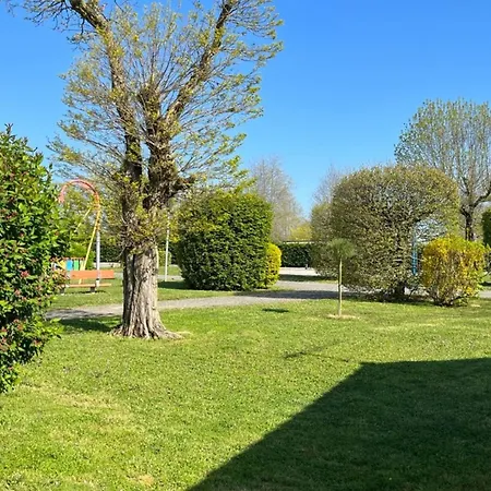 Confortable De 2 Avec Terrasse à - Api-1-52-1242