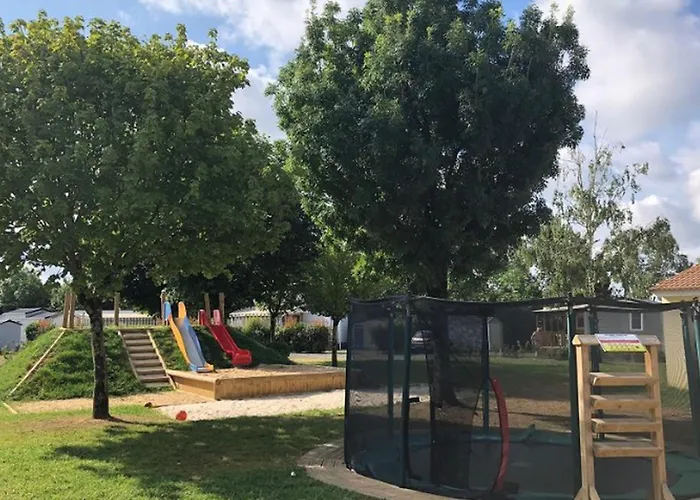 Confortable De 2 Avec Terrasse A - Api-1-52-1242 Kamp alanı *